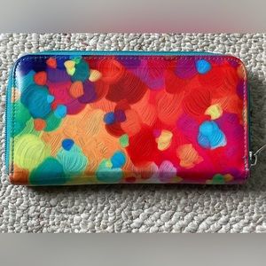Pylones wallet, colorful paint pattern